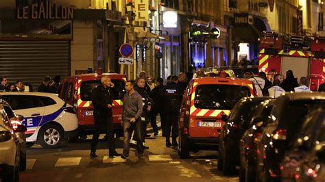 Attaque Au Couteau à Paris Un Mode Opératoire Fréquent Encouragé Par Daesh