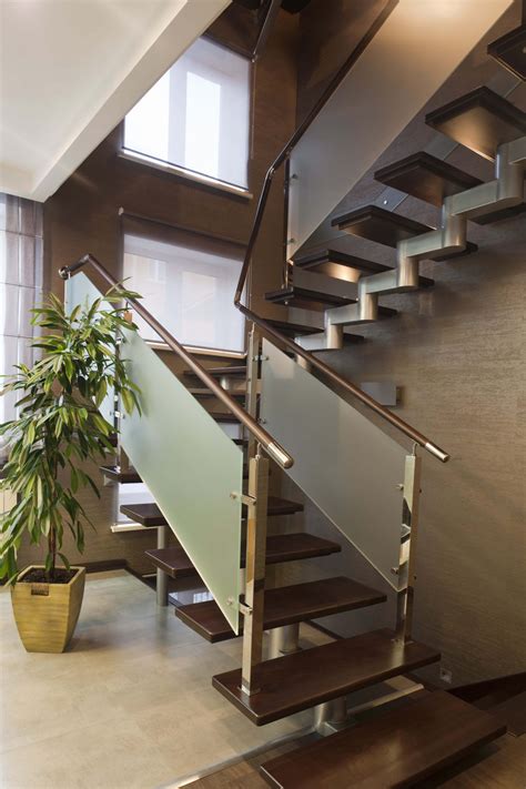 33 Flamboyant Modern Staircase Designs