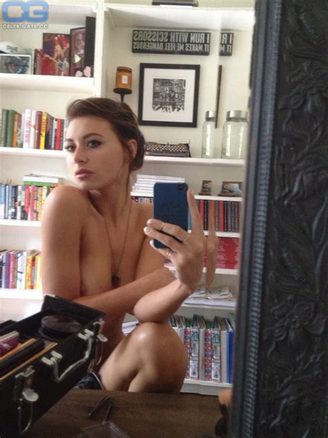 Alyson Michalka Nude Pictures Onlyfans Leaks Playbabe Photos Sex Scene Uncensored