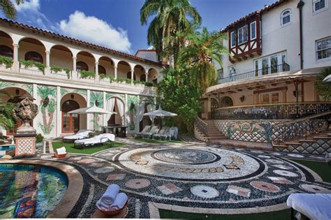 Gianni Versaces £40m Miami Beach Mansion Mirror Online