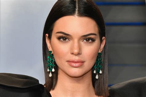 Kendall Jenner Just Debuted Platinum Blonde Hair And Holy Heck It