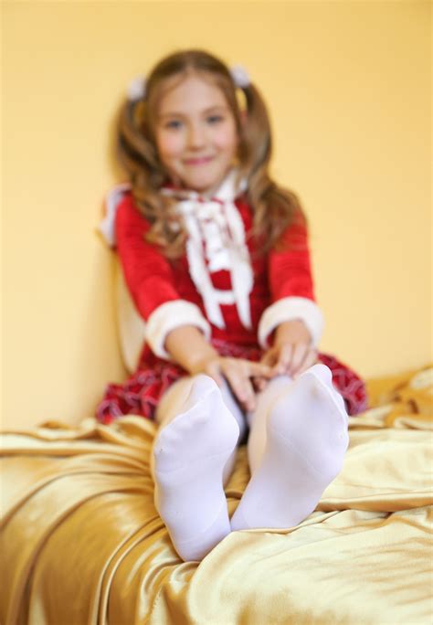 cutie in white tights 1 1 1 imgsrc ru