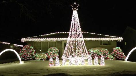 Christmas Light Displays With Synchronized Music Home Design Ideas