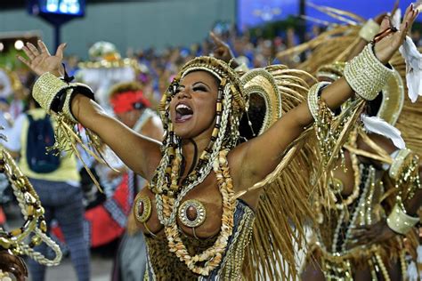 Rio De Janeiros Carnival Costumes Popsugar Latina Photo 19