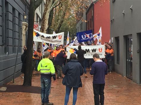 2nurfm Hunter News Hundreds Of Downer Group Workers Strike Over Pay