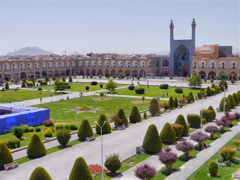Uppersia Iran Travel Blog Naghshe Jahan Square In Isfahan