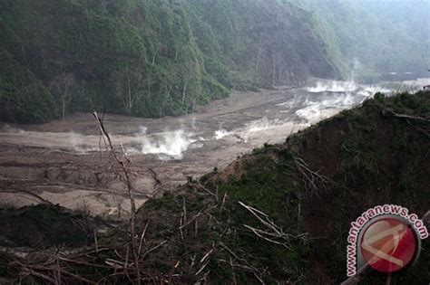 Sabo Dam Jalur Lahar Gunung Kelud Blitar Ambrol Antara News