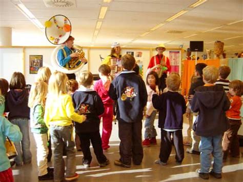 Dinges Enzo Muziek Wie Dinges Enzo Maart 2006 Een Al Jarenlang