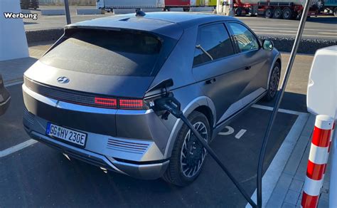 22 80 In 16 Minutes Hyundai Ioniq 5 Can Charge At 149 Kw At 80