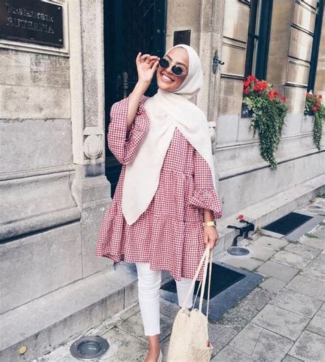 Cek terus toko pakaian hijab untuk update produk hingga kode voucher dari toko pakaian hijab terbaru secara online di tokopedia! Pakaian Dance Modern Hijab - Galeri Busana dan Baju Muslim