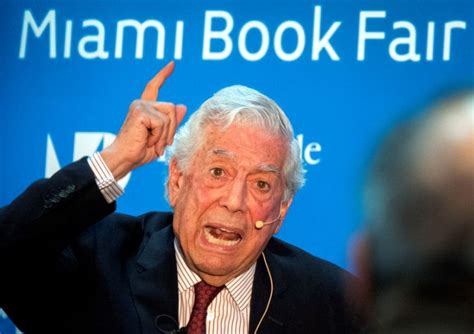 En la moneda recibió la orden al mérito pablo neruda. Vargas Llosa "perplejo" por las protestas en Chile - Crónica