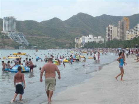 Además los visitantes pueden practicar actividades como el buceo, realizar recorridos por senderos llenos de vegetación, practicar snorkel, surf y mucho más. Kolumbien-Reisebericht: "Kolumbien - Santa Marta und ...