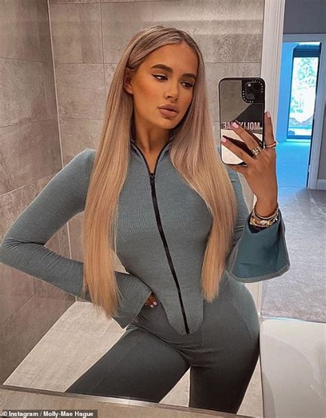 Molly Mae Hague Flaunts Her Sizzling Figure In A Tight Blue Top With Flared Sleeves And Leggings