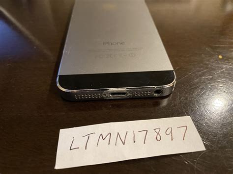 Apple Iphone 5s Unlocked Gray 16gb A1533 Gsm Ltmn17897 Swappa