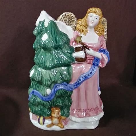 Christmas gingerbread and cookies figures. Vintage ceramic Christmas Angel and tree candy/cookie jar ...