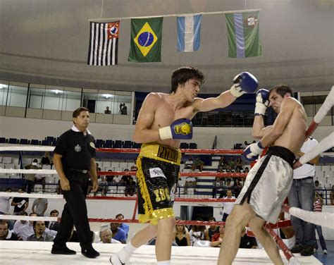 Brasileiro conquista título da Organização Mundial de Boxe Notícias