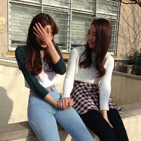 se você fosse um k idol 063 wattpad cute lesbian couples lesbian love couple ulzzang