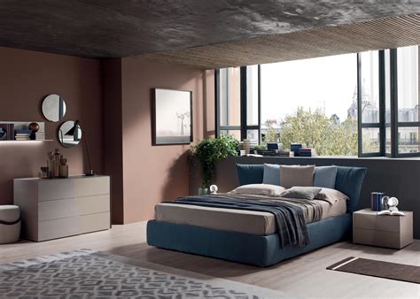 Ci sono alcuni accorgimenti un colore come questo è molto indicato per cucine, tinelli, living e zone giorno luminose, dove invece sarebbe sconsigliato nelle camere da letto o zone. Camere da letto a Padova. Arredamento per camere moderne. nel 2020 | Camera da letto, Camera da ...