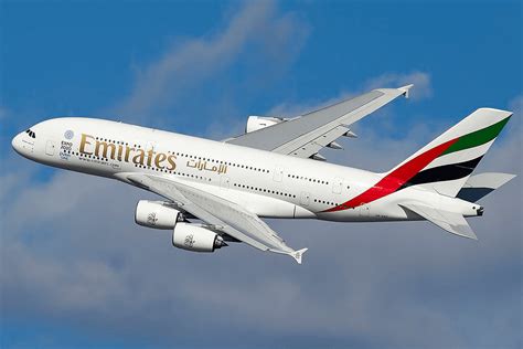 Campaign to boycott Emirates airlines for violations in Yemen - Middle ...