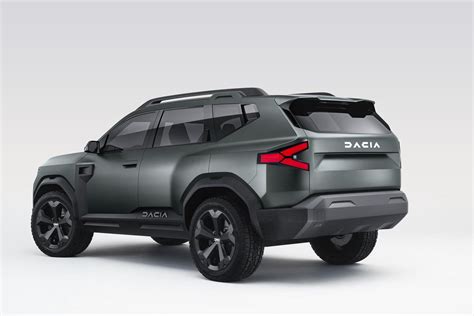 It is a vehicle that offers what is essential, evoking the spirit of adventure and bringing an extra cool touch. Dacia Bigster : vers une montée en gamme...