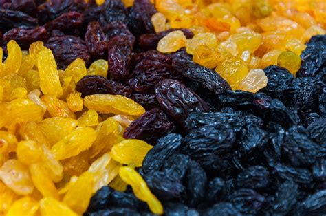 Grower Experience With Dried On The Vine Raisin Varieties