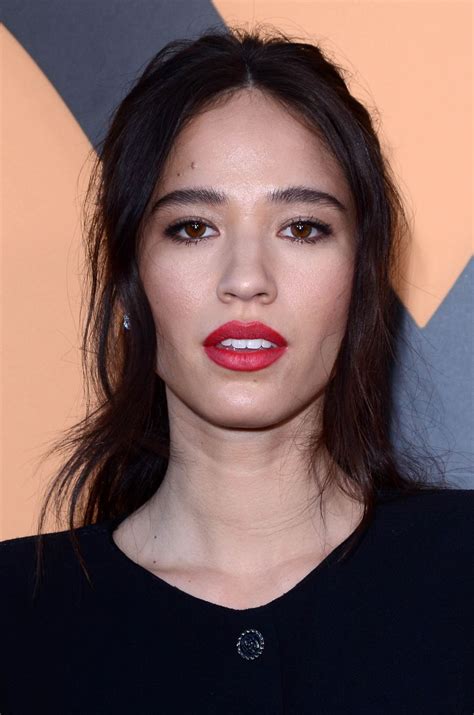 This guide only includes full movies that were starred by kelsey chow, our guide does not contain movies in which has had lower performances. Kelsey Chow - "Yellowstone" TV Show, Season 2 Premiere ...