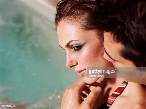 Kiss In Hot Tub Photos Et Images De Collection Getty Images