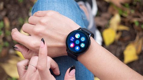 Sejumlah Rekomendasi Smartwatch Samsung Untuk Wanita