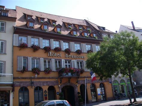 Die malerische stadt straßburg im osten von frankreich liegt nur wenige kilometer hinter der deutschen grenze und. Hotel Beaucour in Strasbourg-City, France | Straßburg ...