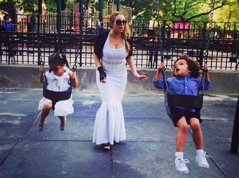 Of Course This Is What Mariah Carey Wears To The Playground