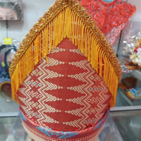 pola topi