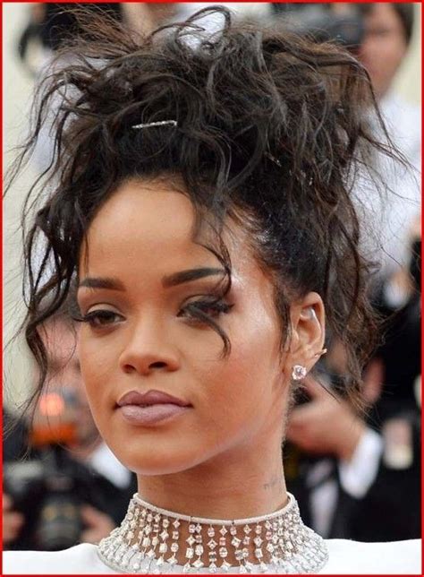 Rihanna Hair Styles Rihanna Hairstyles Rihanna Curly Hair Gents