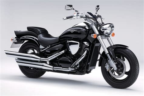 It could reach a top speed of 99 mph (160 km/h). Le retour des Suzuki 800 Intruder - Moto-Station