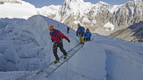 Mount Everest Wie Ein Imker Den Höchsten Berg Der Welt Bezwang Welt