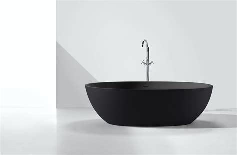 Sie suchen eine schwarze badewanne? Freistehende Badewanne PERTH BLACK - Badefieber