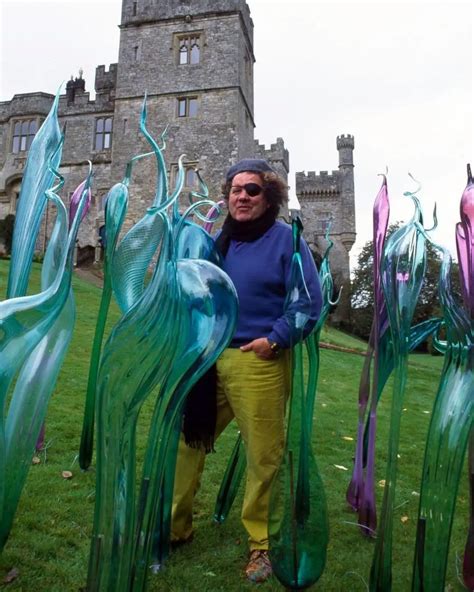 Artist Shares Truth Behind Dale Chihuly Eye Loss