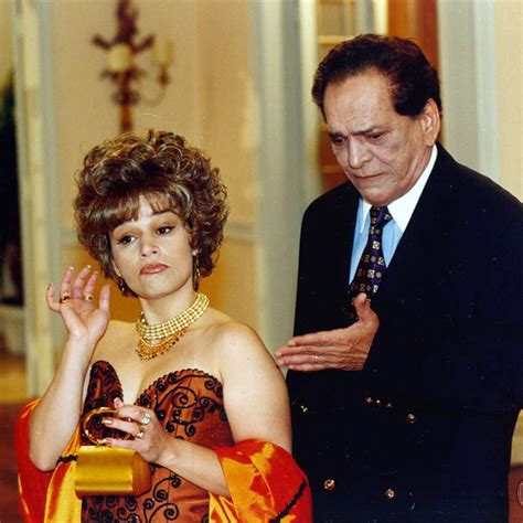 Selminha (samantha schmütz) é uma frentista que tem a chance de deixar seus dias de pobreza para trás ao descobrir uma herança de família. Relembre os personagens icônicos do Zorra Total - Estrelando