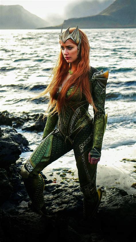 Pin by TOᑎY ᑕᗩᑎ on Cosplay woman Cosplay woman Amber heard Aquaman