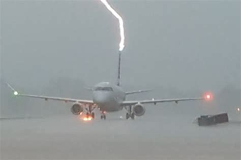 Spectacular Moment Lightning Strikes Plane Full Of