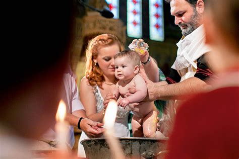 Care Este Rolul Lumanarilor La Botezul Copilului Itsy Bitsy