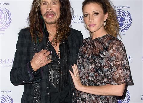 Pic Steven Tyler And Aimee Ann Preston Engaged — See Her Beautiful Pearl Ring Hollywood Life