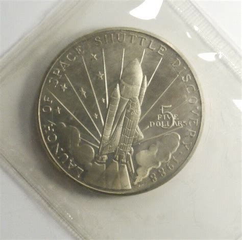 1988 Marshall Islands Space Shuttle Discovery 5 Dollar UNC Coin And