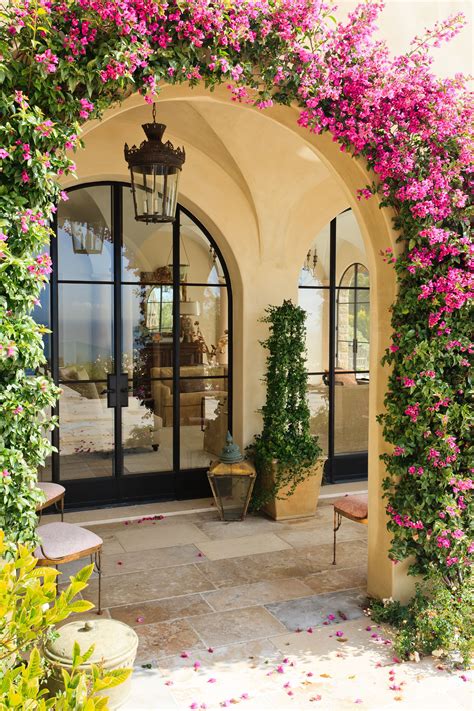 Loggia Arch Detail With Bougainvillea Spanish Style Homes House