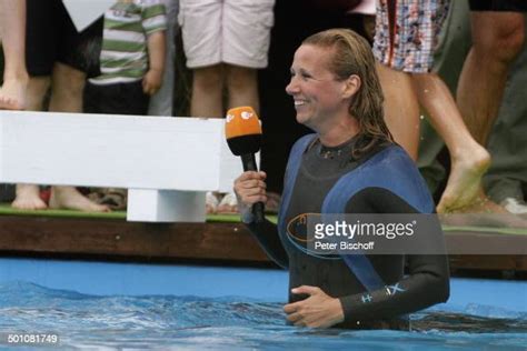 Andrea Kiwi Kiewel Im Pool Nach Wasserrutsche Zdf Sendung News