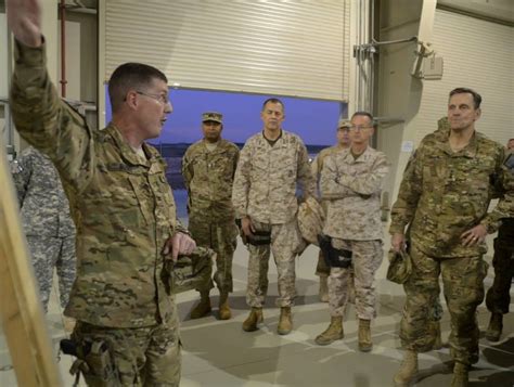 Dod Top Logisticians Visit 401st Afsb Article The United States Army