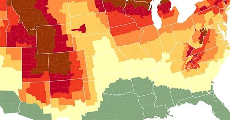 Interactive Map Shows When Fall Foliage Will Peak Across Us