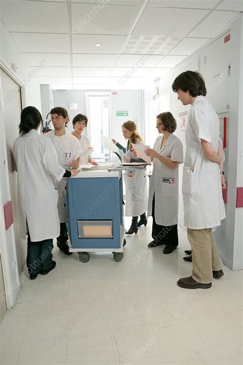 Medical Students Ward Rounds Stock Image C0142198 Science Photo