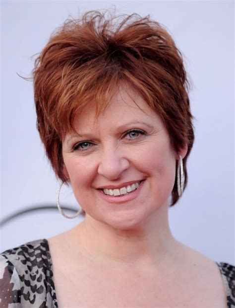 40 best short hairstyles for thick hair 2019