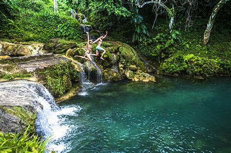 Top 10 Reasons The Vanuatu Islands Should Be Your Next Vacation