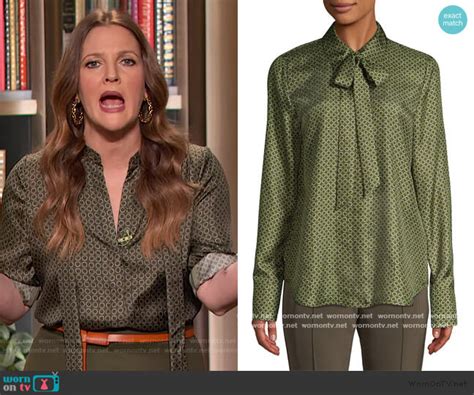 And his food was locusts and wild honey (matthew 3:4). WornOnTV: Drew's green geometric tie blouse and skirt on ...